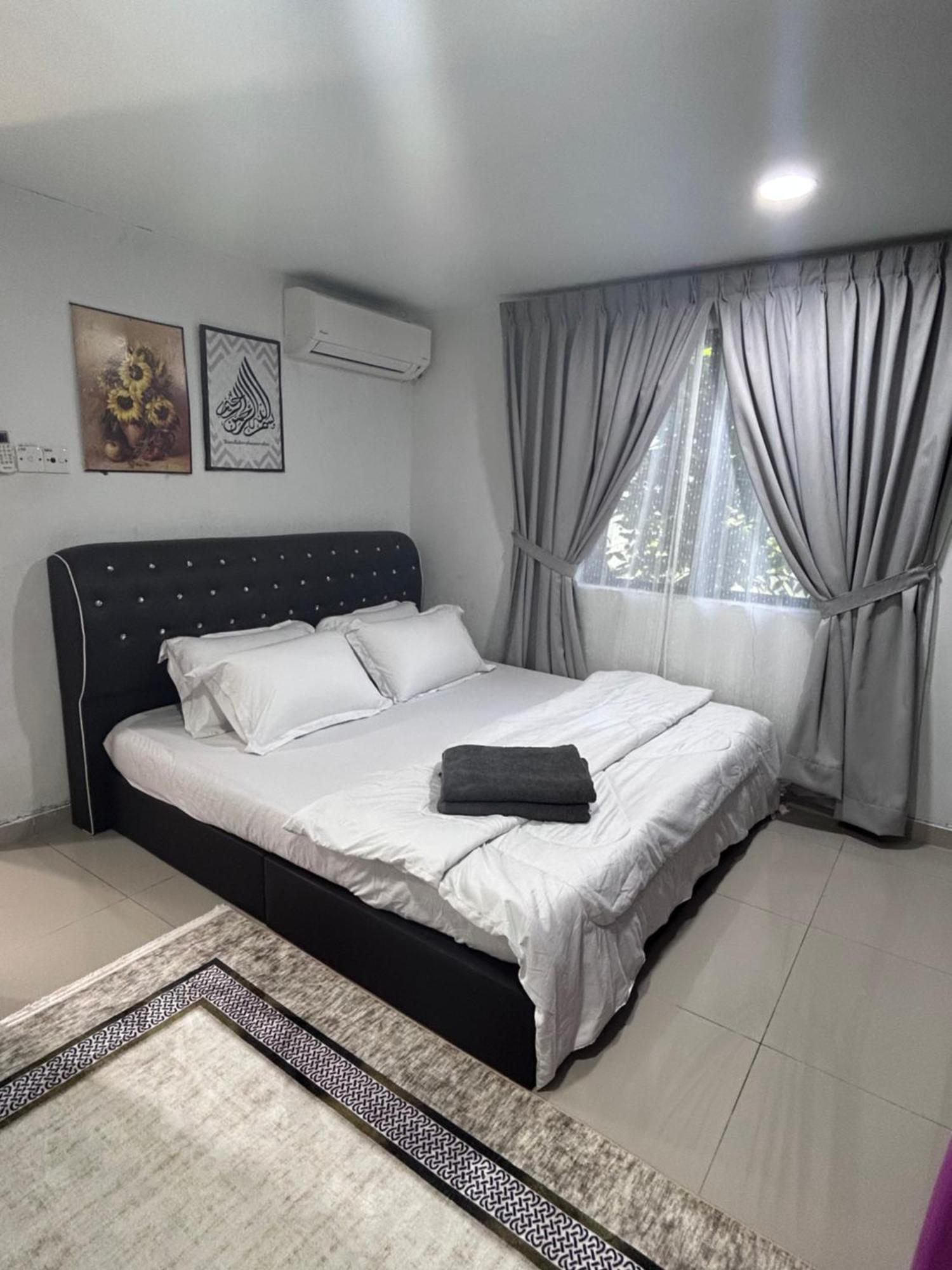 Nadrah Cottage Bayan Lepas Eksteriør billede